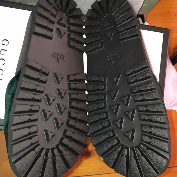 Gucci Pursuit Velvet Embroidered Slides - Picture 3 of 7